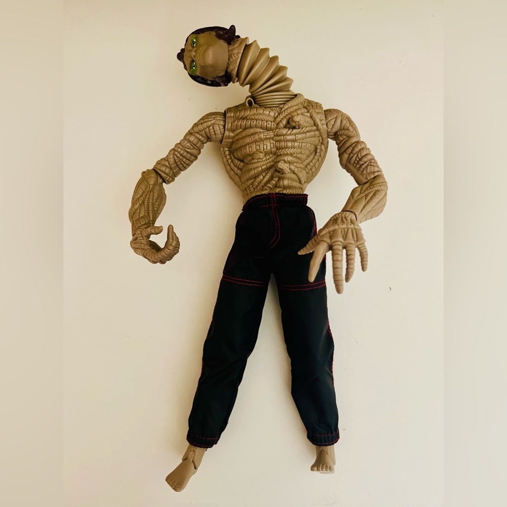 MAX STEEL collector 1998
BIO CONSTRICTOR